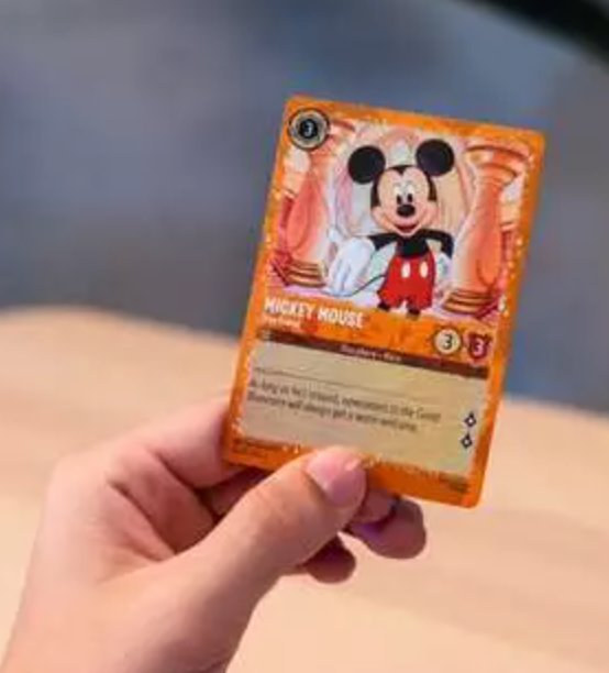 Lorcana Glimmers of the Realm: Emerald 1000pc Jigsaw Puzzle