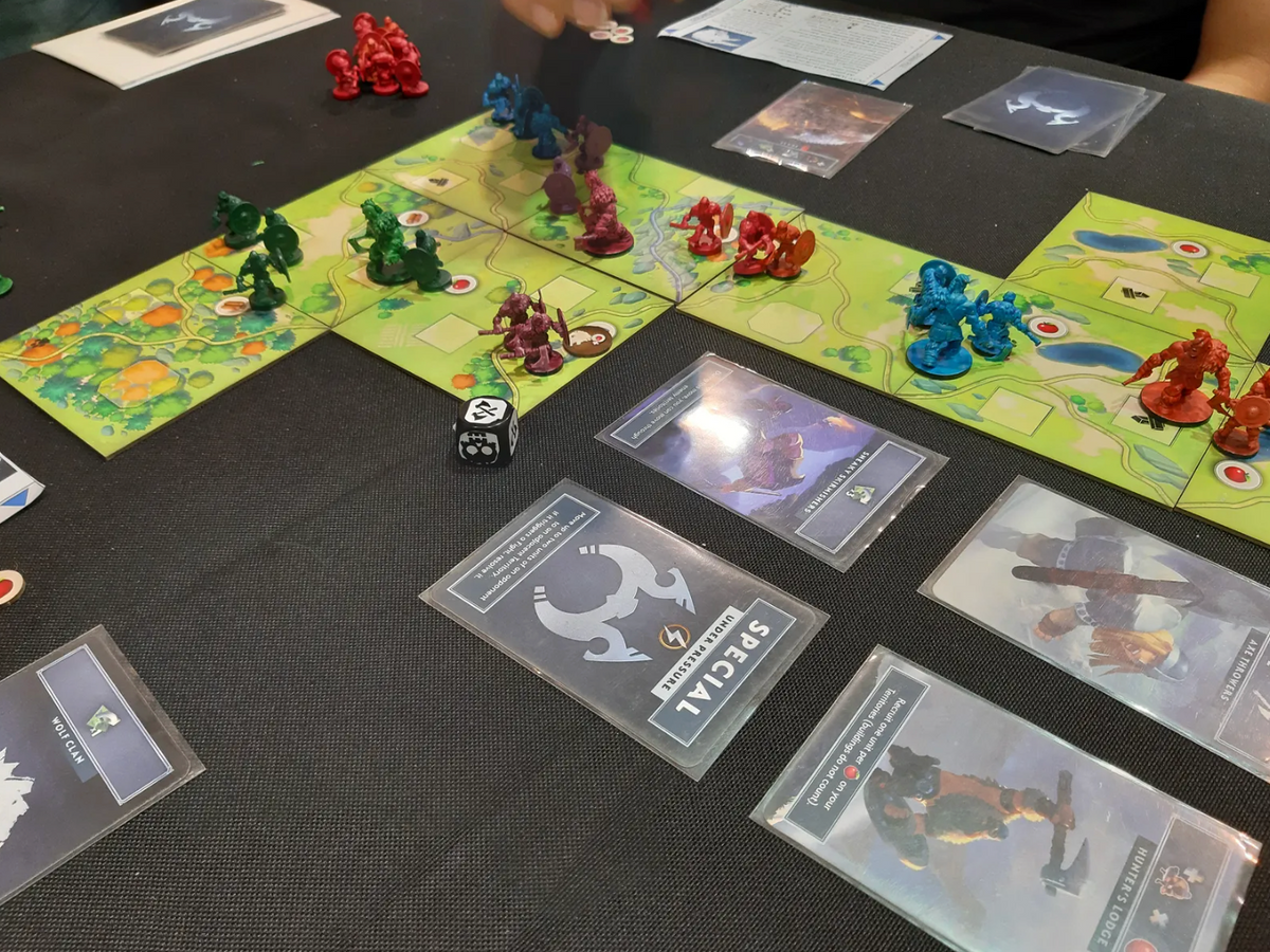 Northgard: Uncharted Lands
