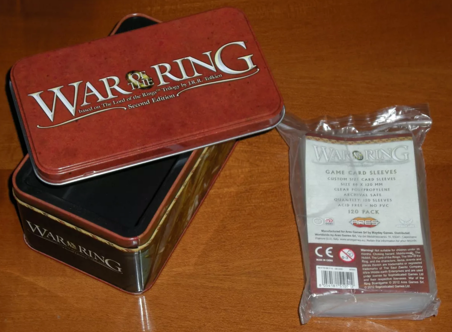 War of the Ring - 2nd Edition Card Box and Sleeves